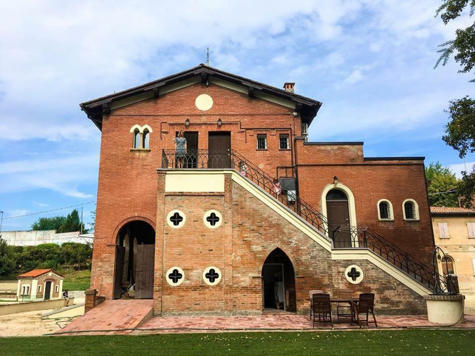 Borgo Sartoni Case Vacanze Appartamenti In Affitto Bologna Exterior photo