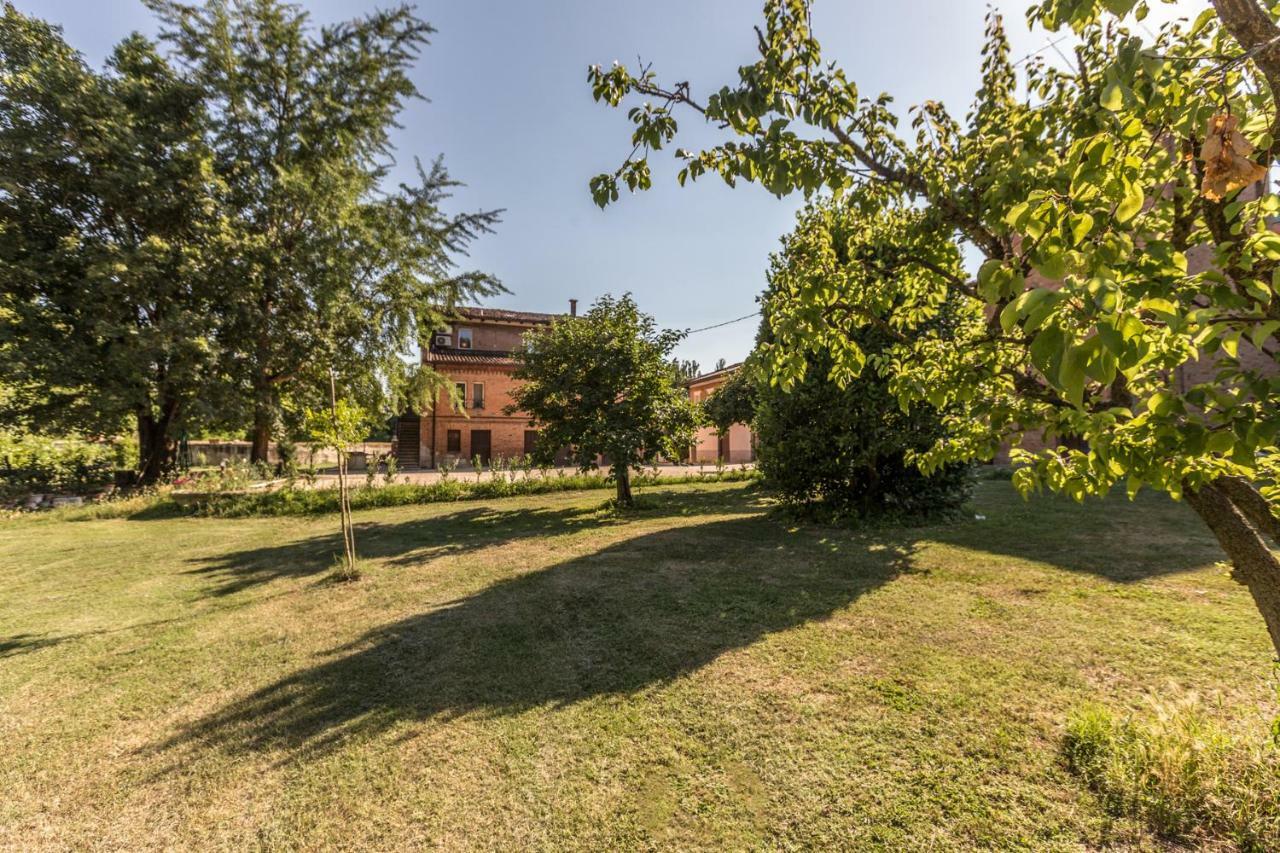 Borgo Sartoni Case Vacanze Appartamenti In Affitto Bologna Exterior photo